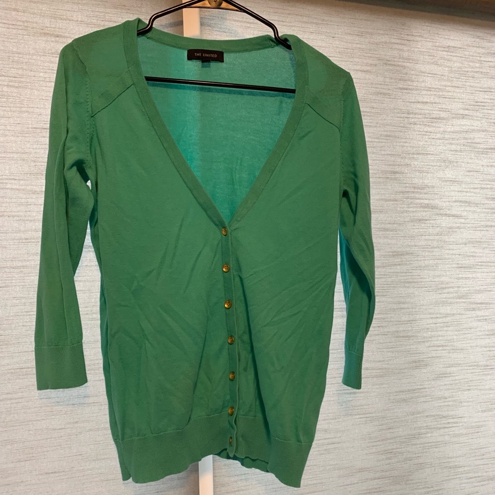 The limited 3/4 sleeve cardigan